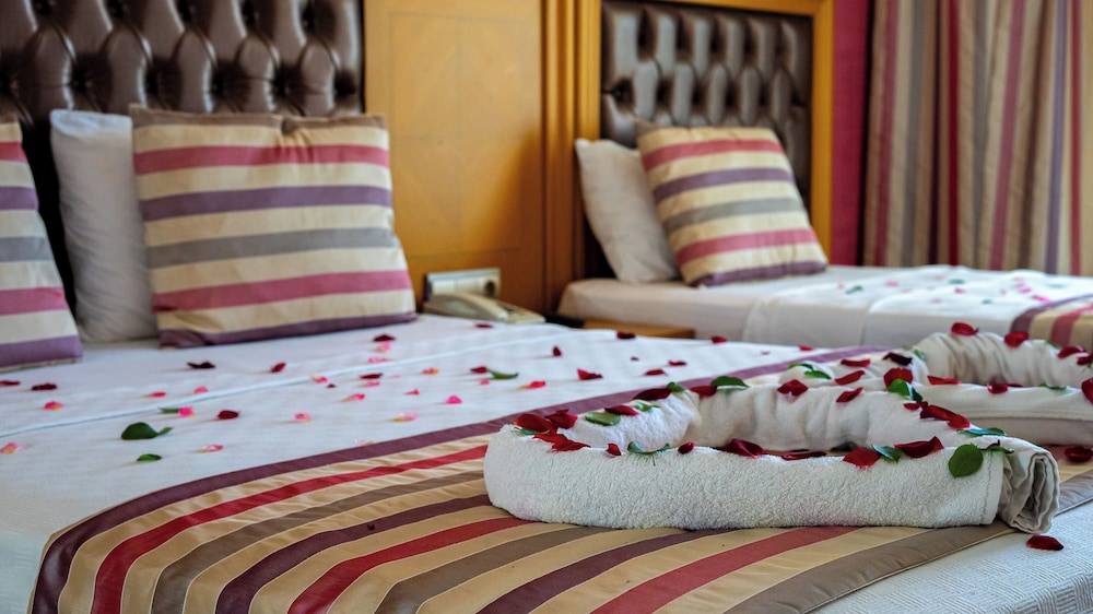 Orsmaris Boutique Hotel photo3