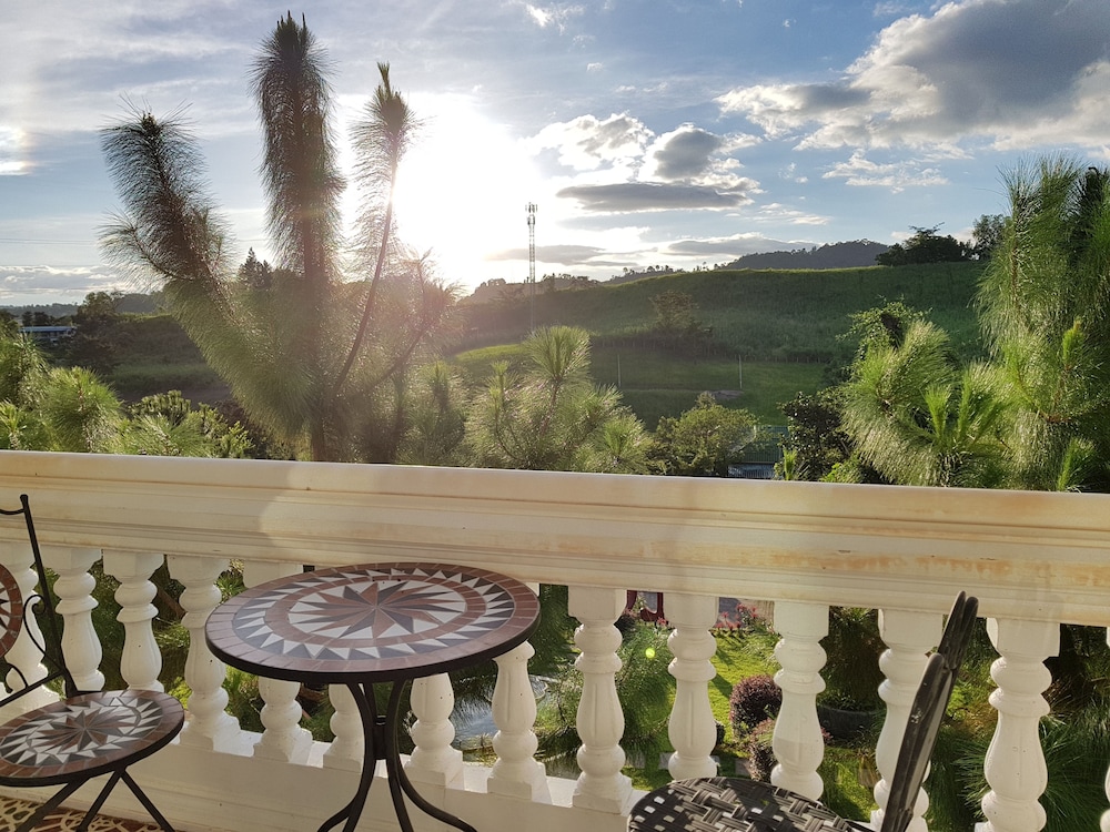 Foresta Hill Resort 36/41