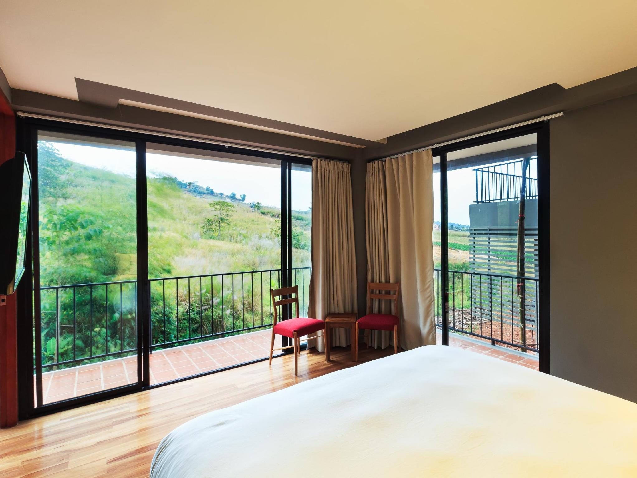 Plus, Standard, Double and Twin Beds