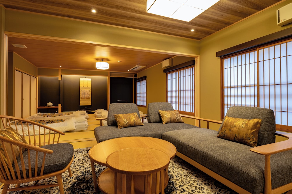 NISHIYAMA RYOKAN 30/46