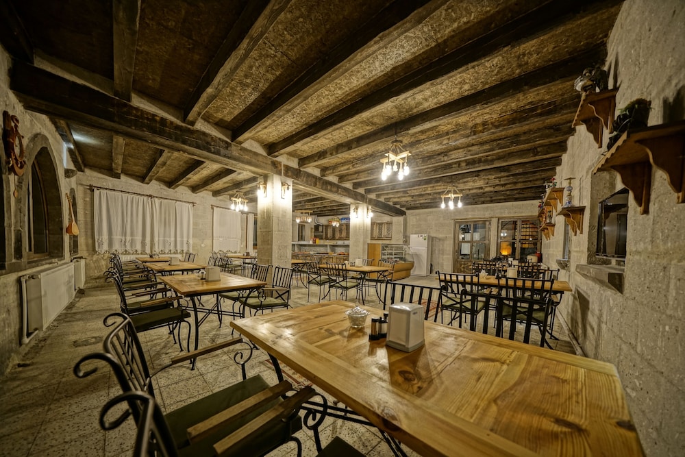 Goreme Valley Cave House 32/50