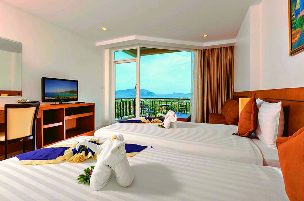 The View Rawada Phuket 7/56
