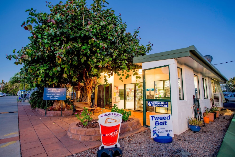 NRMA Bowen Beachfront Holiday Park 16/28