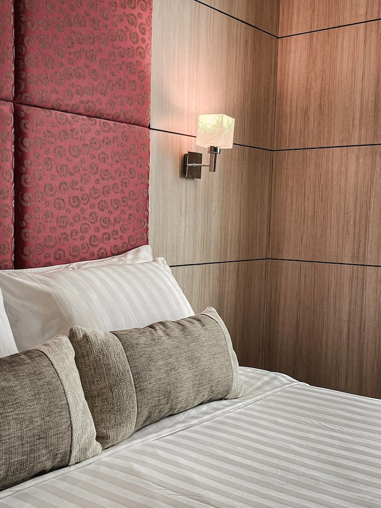 The One Hotel Bueng Kan 17/50