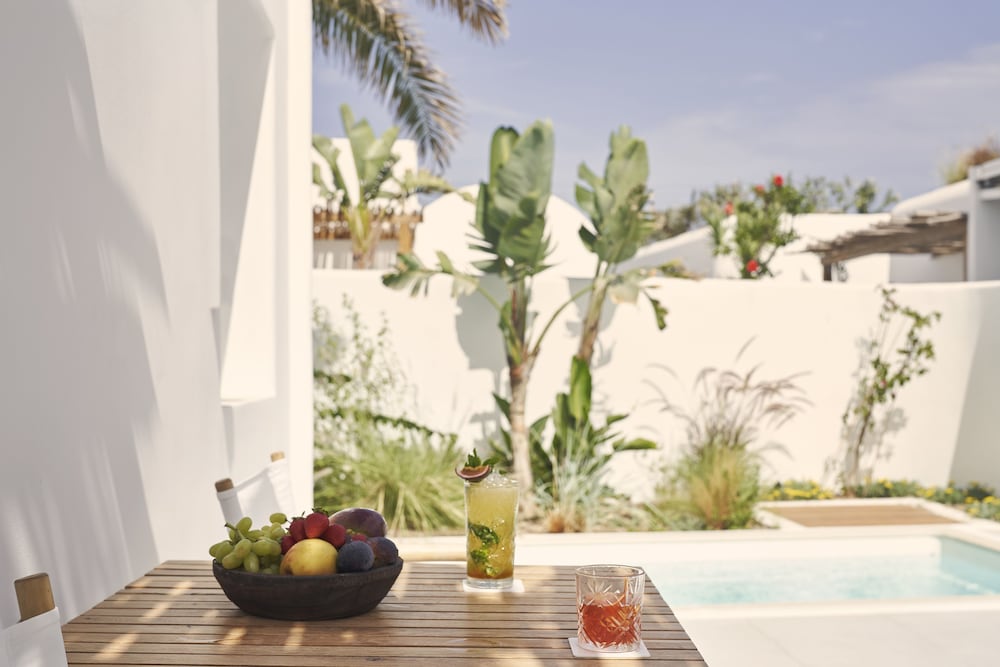 Nikki Beach Resort And Spa Santorini 33/61