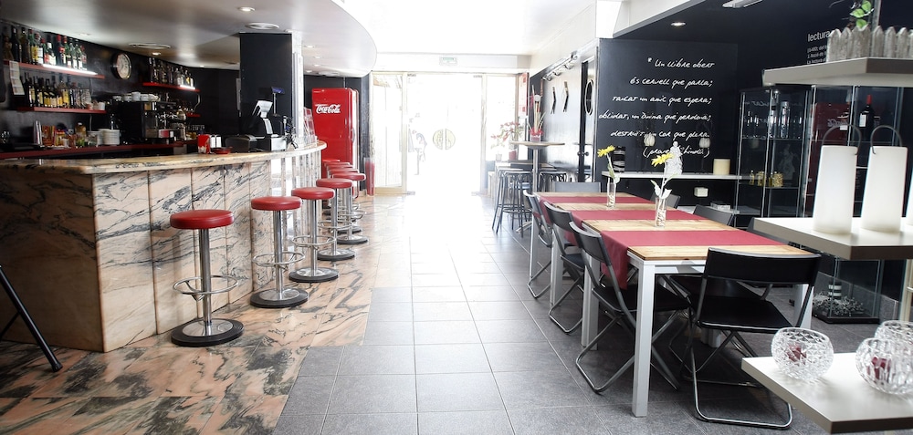 Real Lleida Hotel 28/35