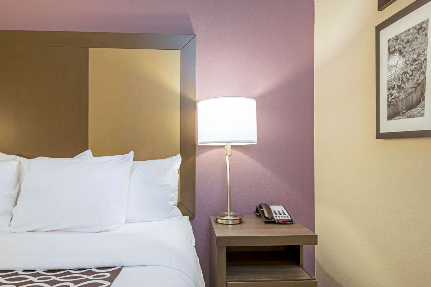 La Quinta Inn & Suites by Wyndham Weatherford OK 26/47