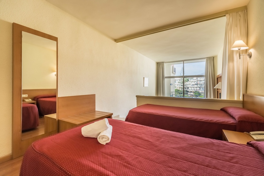 AluaSun Lago Rojo - Adults Only 8/50