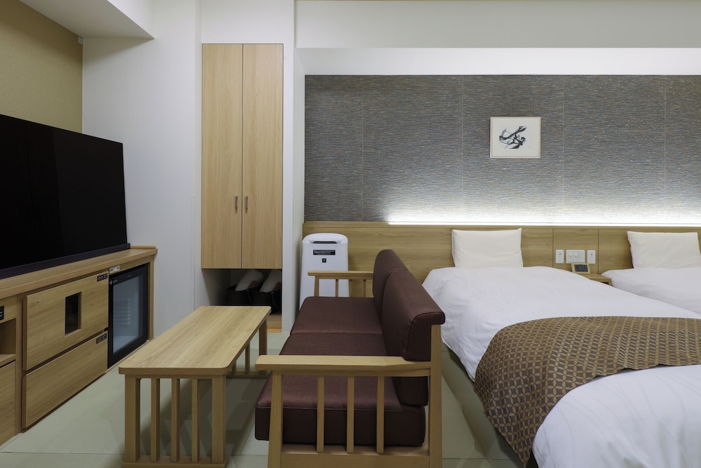 JAPANESE, SUPERIOR, 2 BEDS