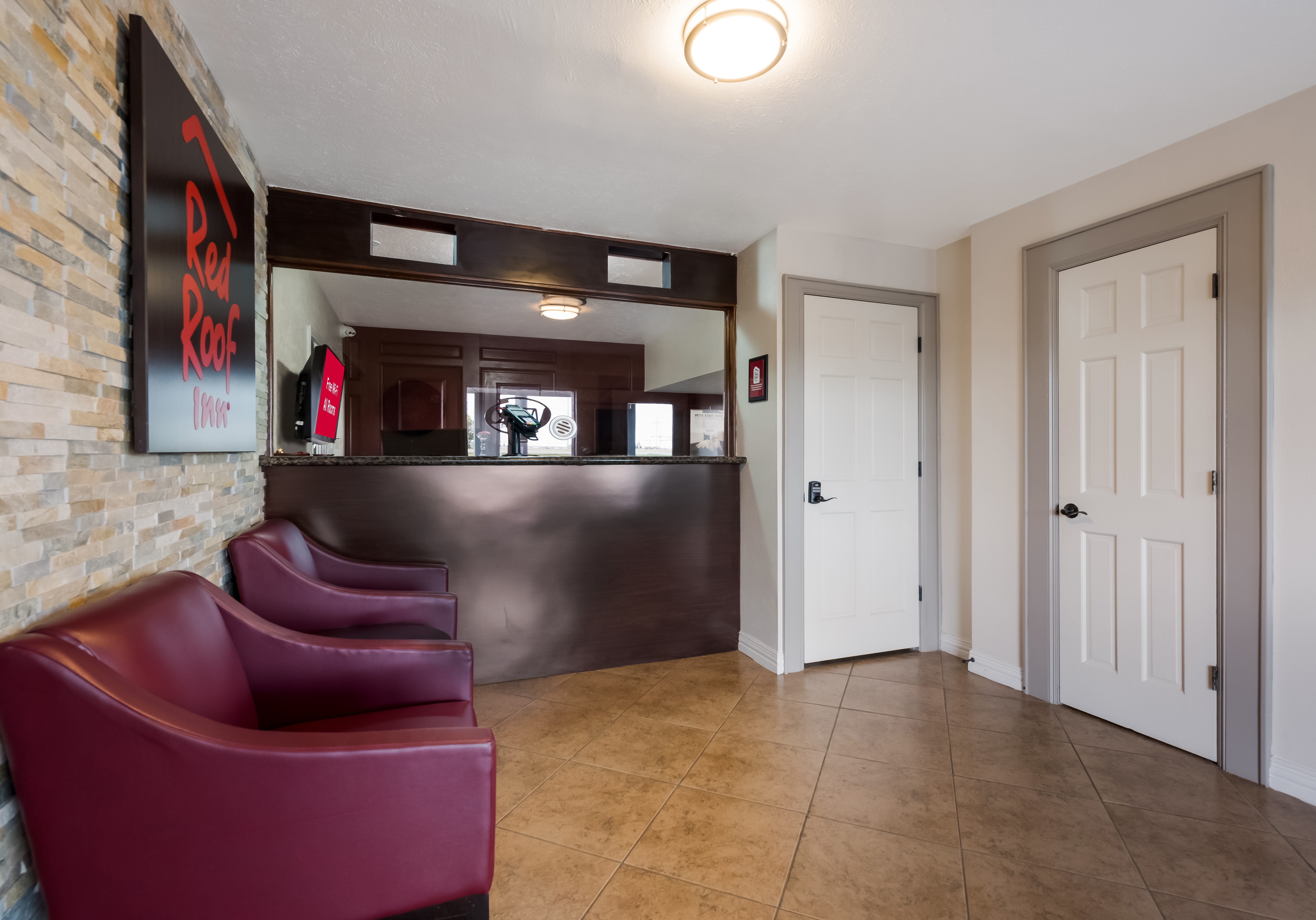 Red Roof Inn Madisonville 5/16