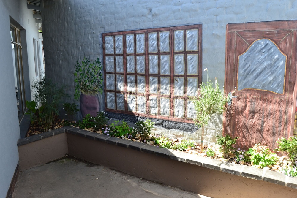 Dara Guest House 1/36