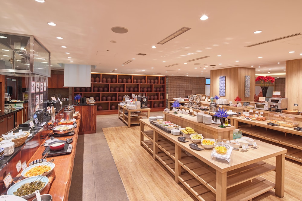 Okinawa NaHaNa Hotel & Spa 46/67