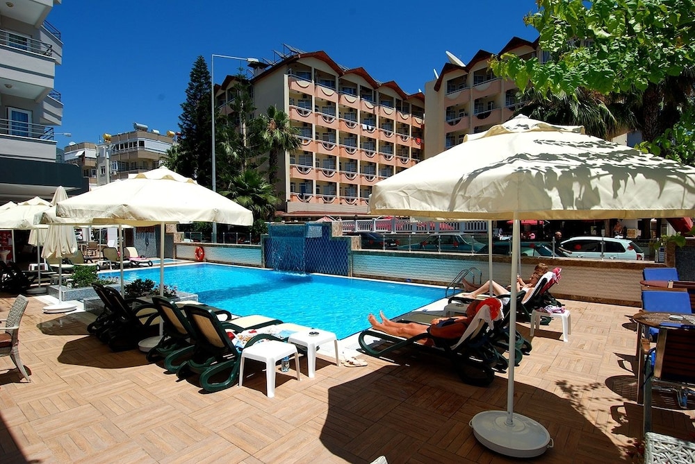 Hatipoglu Beach Hotel 5/66
