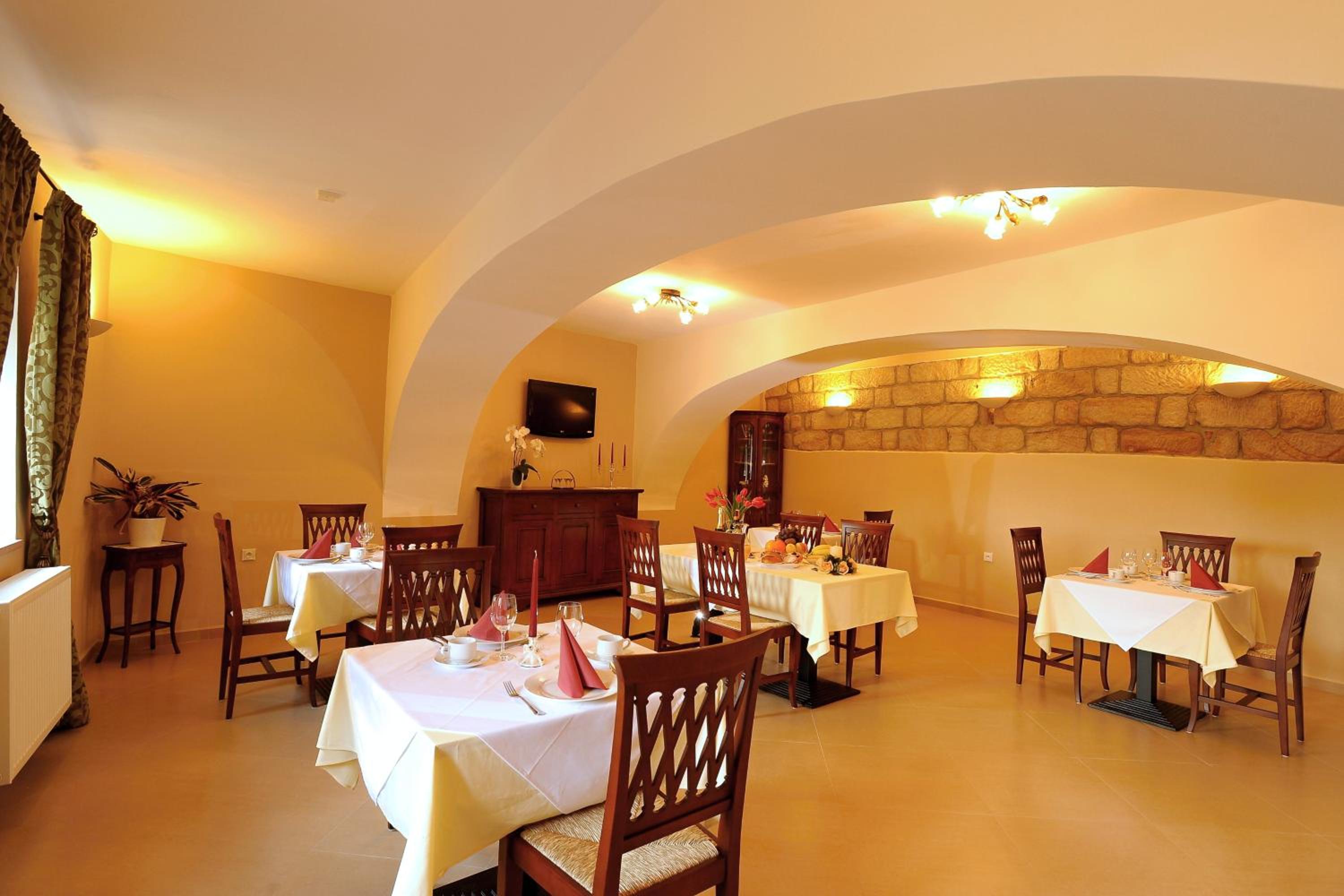 Hotel U Krale 35/50