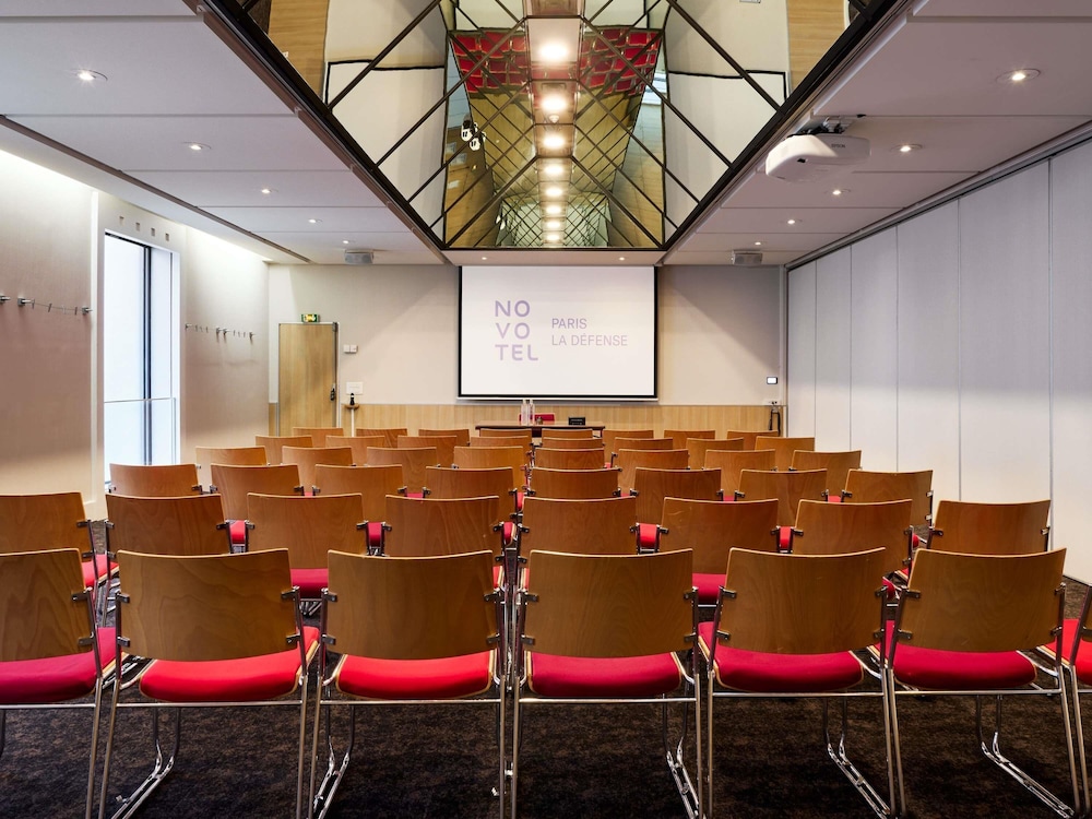Novotel Paris La Defense Esplanade 61/72