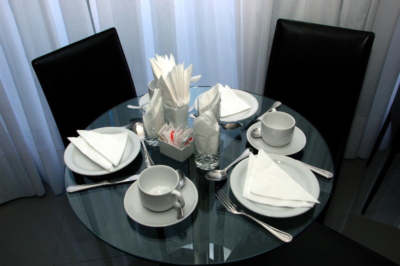 PALM BEACH PLAZA HOTEL 37/39