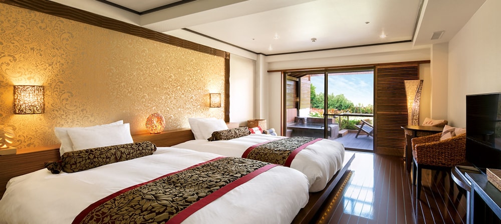ROOM, TWIN BEDS, OUTDOOR BATH