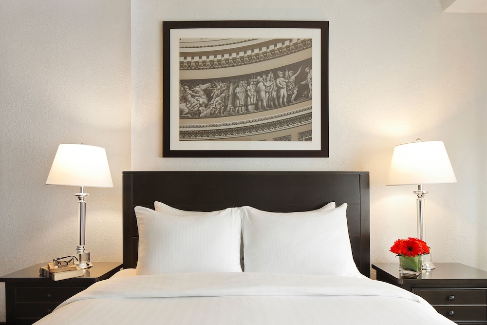 Capitol Hill Hotel photo2