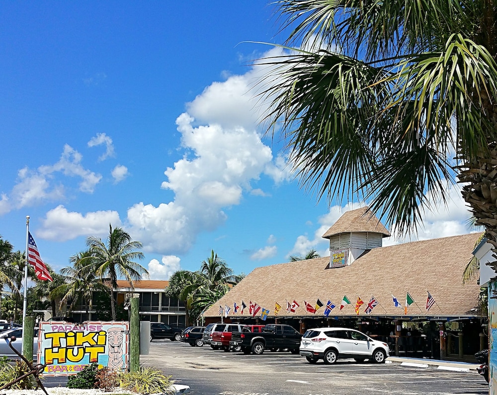 Dolphin Key Resort 29/50