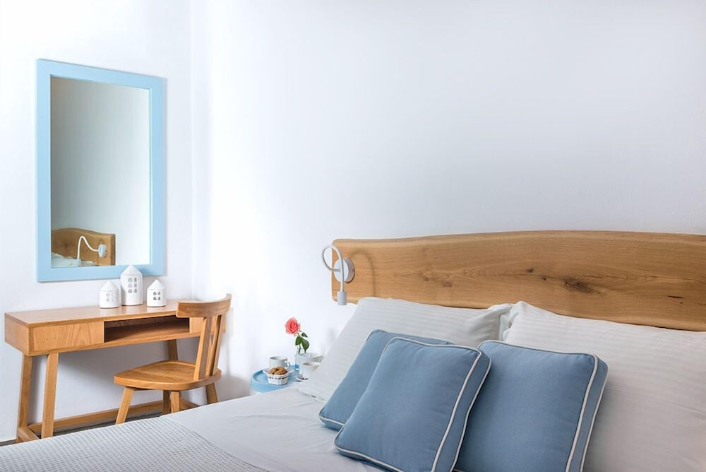 Nest, Theros, King Bed