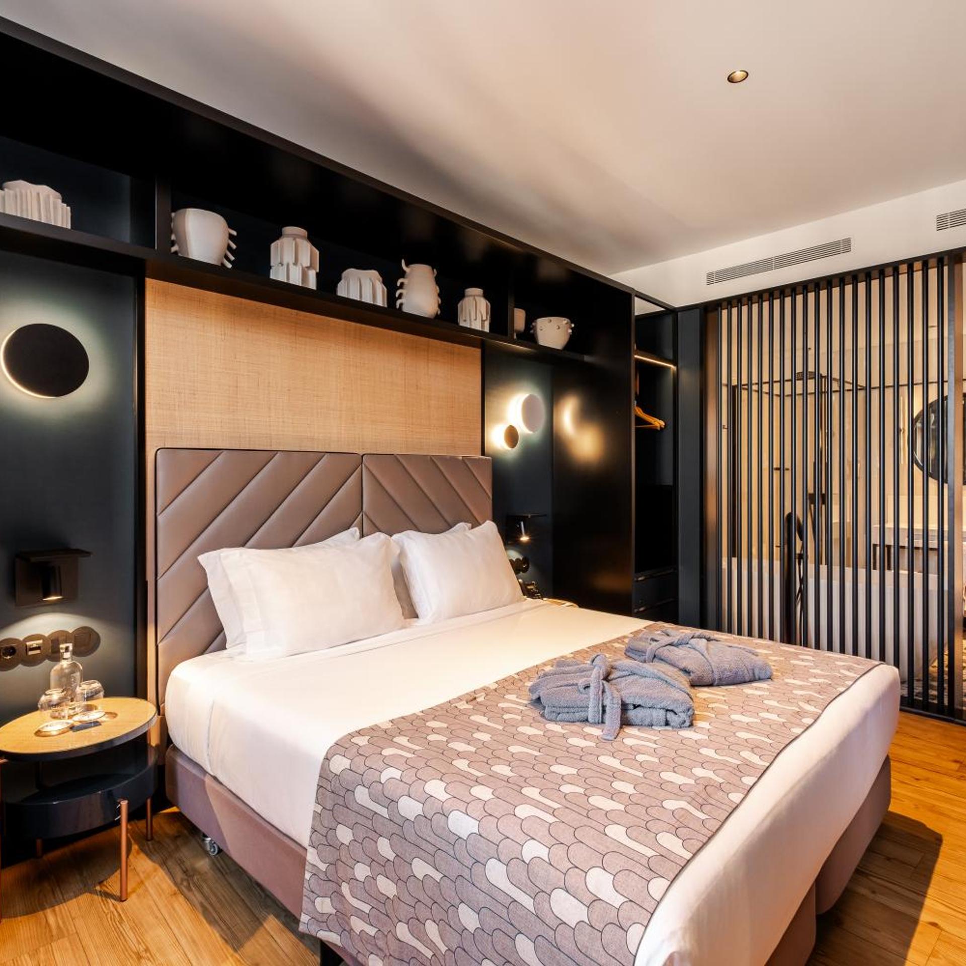 Master, Suite