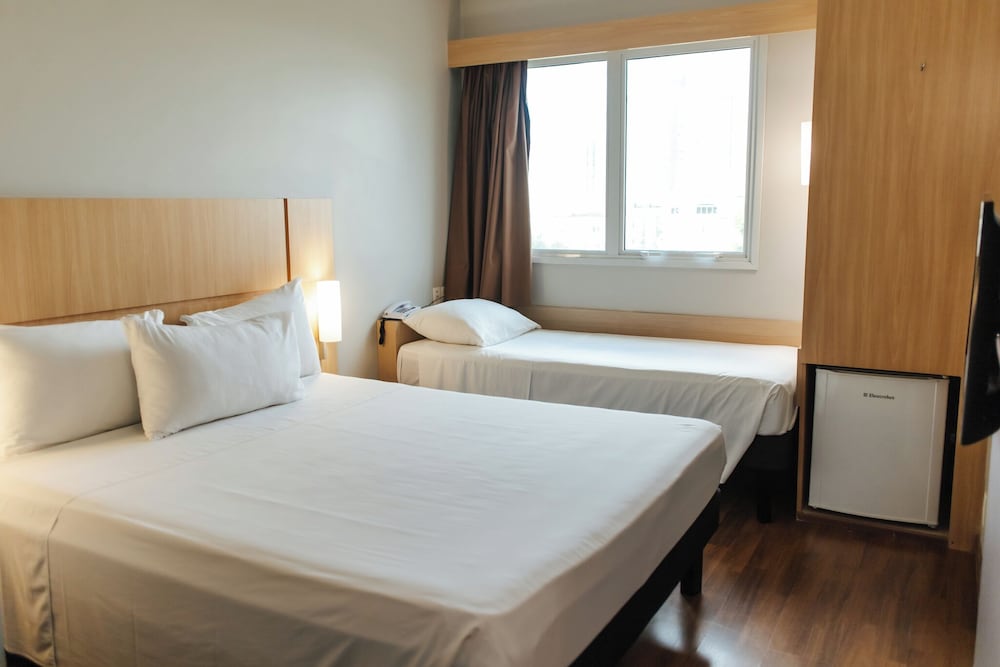 Superior, 1 Double and 1 Single Bed