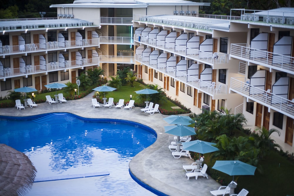 Hotel Arenas Punta Leona 1/66