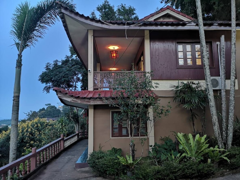 Mae Salong Villa 1/50