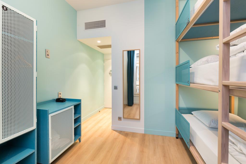 Mixed Dorm, Standard