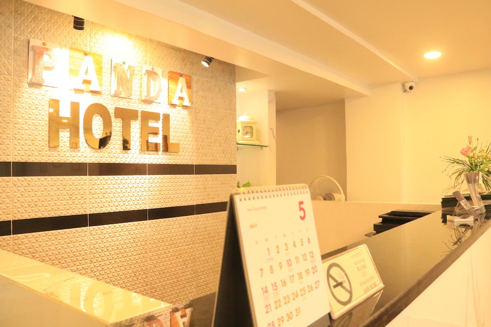 The Panda Hotel 5/55