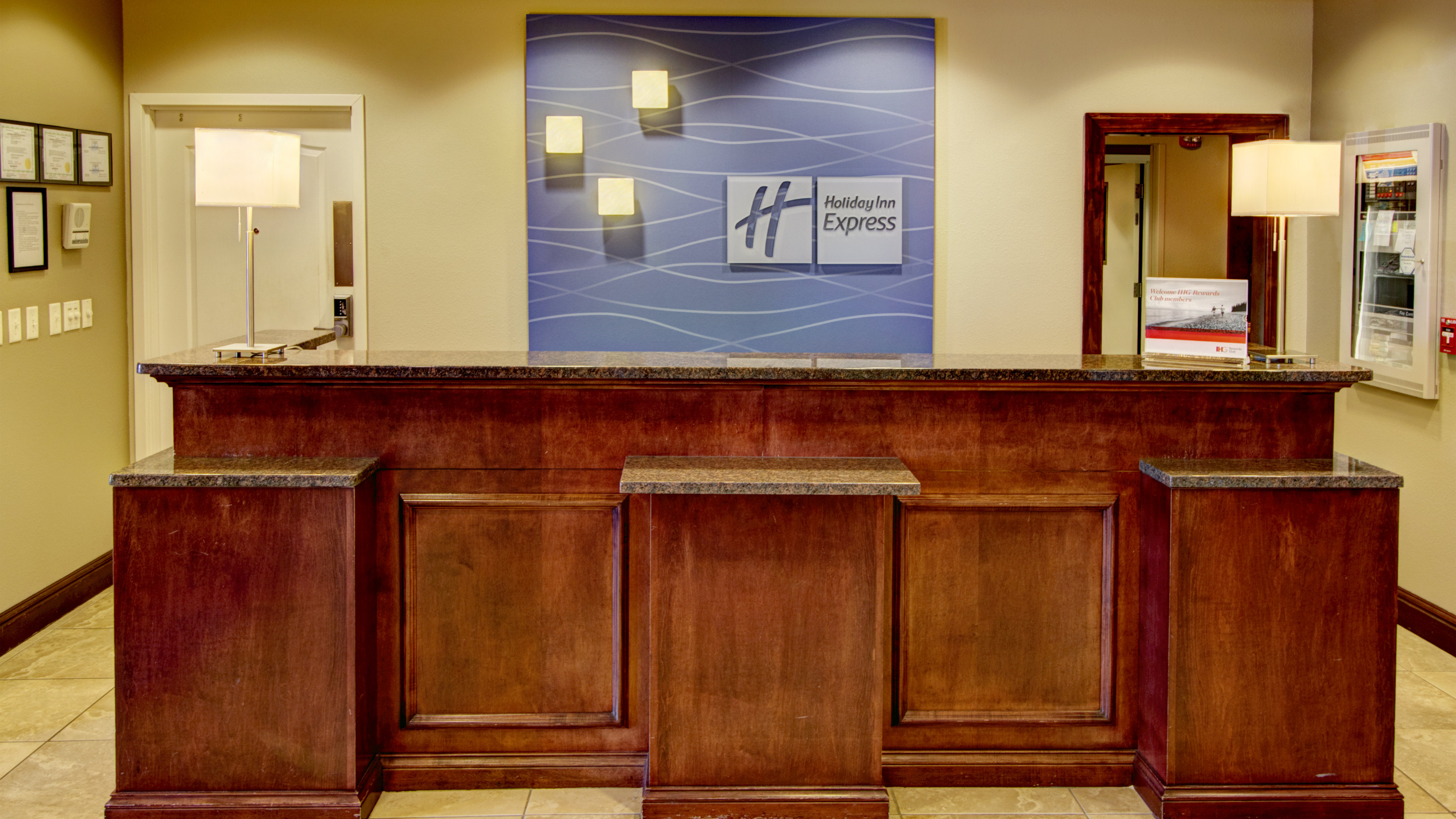 Holiday Inn Express Hotel Suites Sioux City Southern Hills 7/50