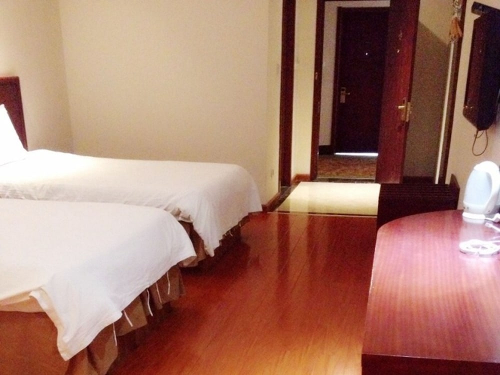 Greentree Inn Liaocheng Chiping East Huixin Road Business Hotel 16/33