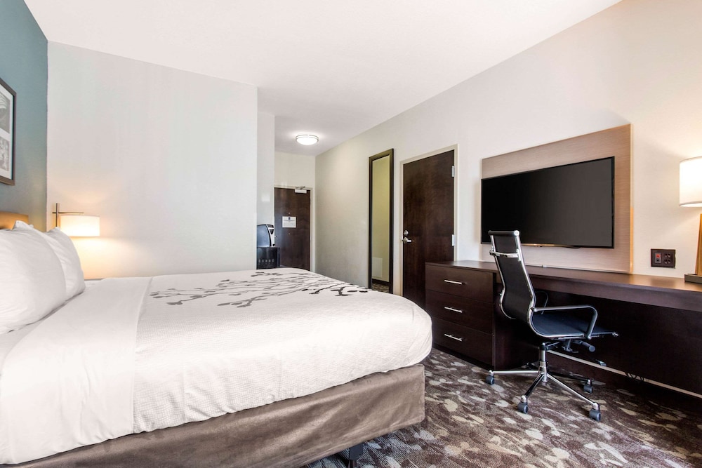 Sleep Inn Suites Middletown - Goshen 8/28