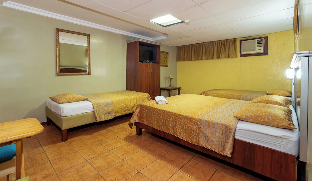 Hotel Malecon Inn 35/67