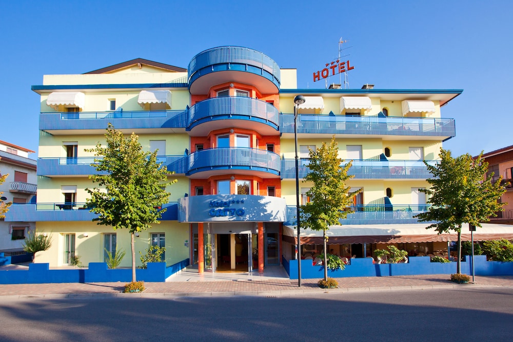 Hotel Catto Suisse 2/36