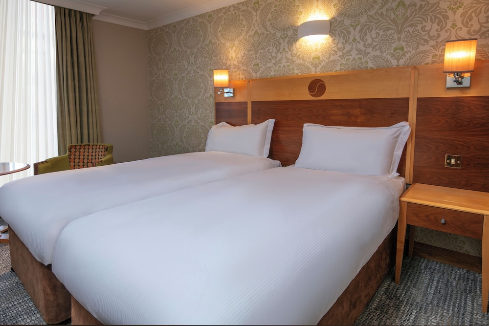 Hampshire Court Hotel & Spa 19/65