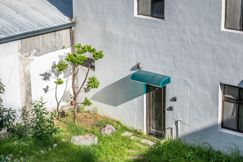 Taitung Spring B B 2/50