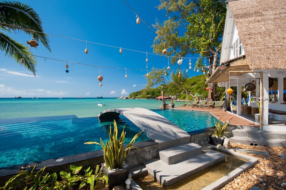 Sunshine Beach Resort 87/100