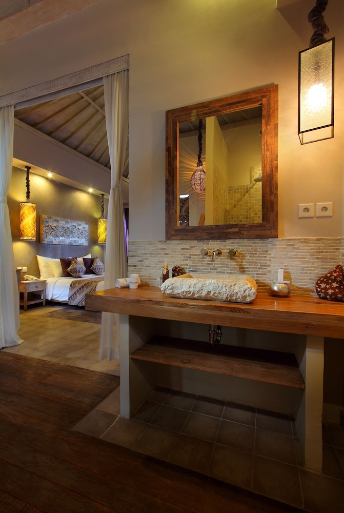 Mathis Retreat Ubud 44/46