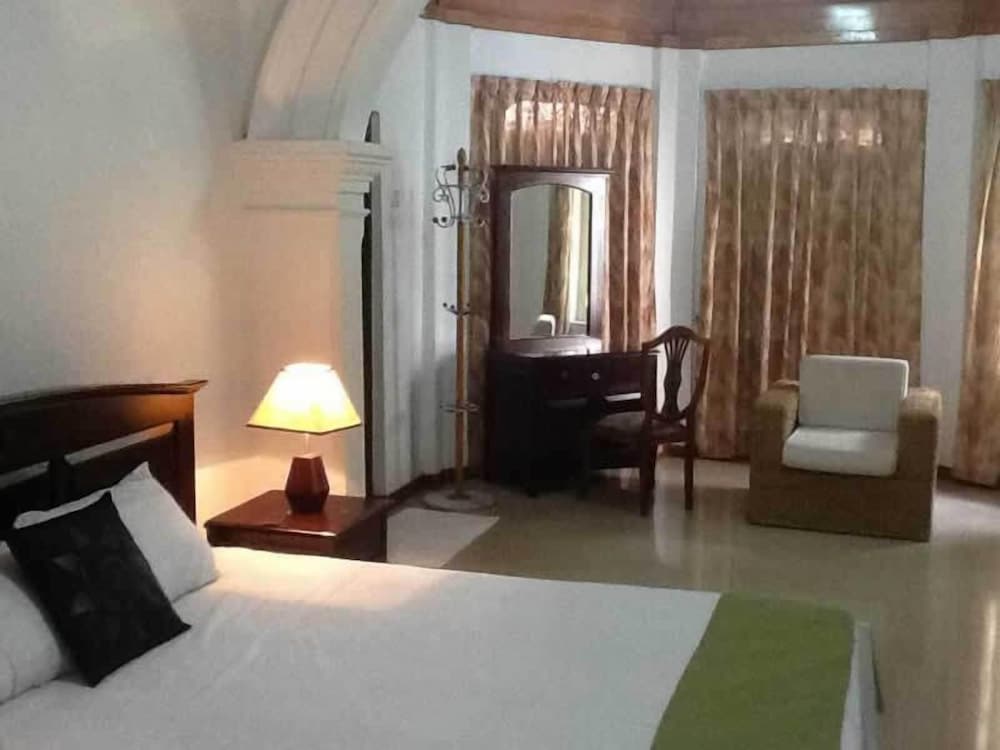 Margaret Villa Hotel 11/16