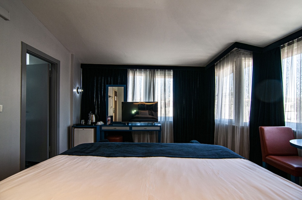 Lapis Inn Hotel and Spa (ex. Ambassador Hotel Istanbul) 18/67