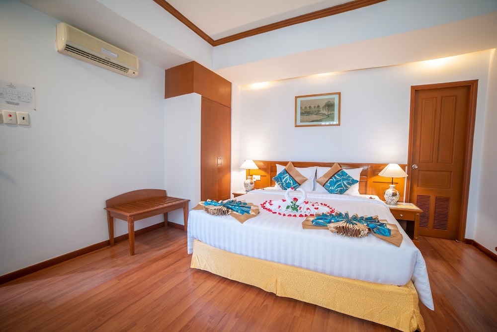 ELEGANT, OSCAR, DOUBLE BED
