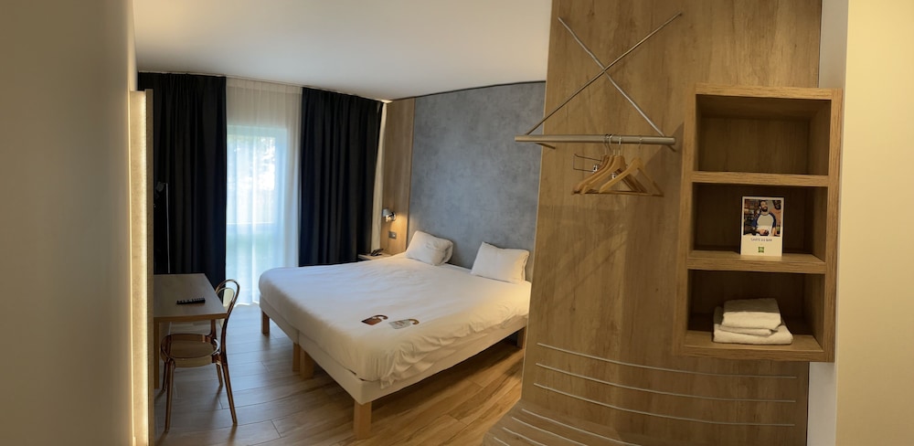 Ibis Styles La Louviere 45/73