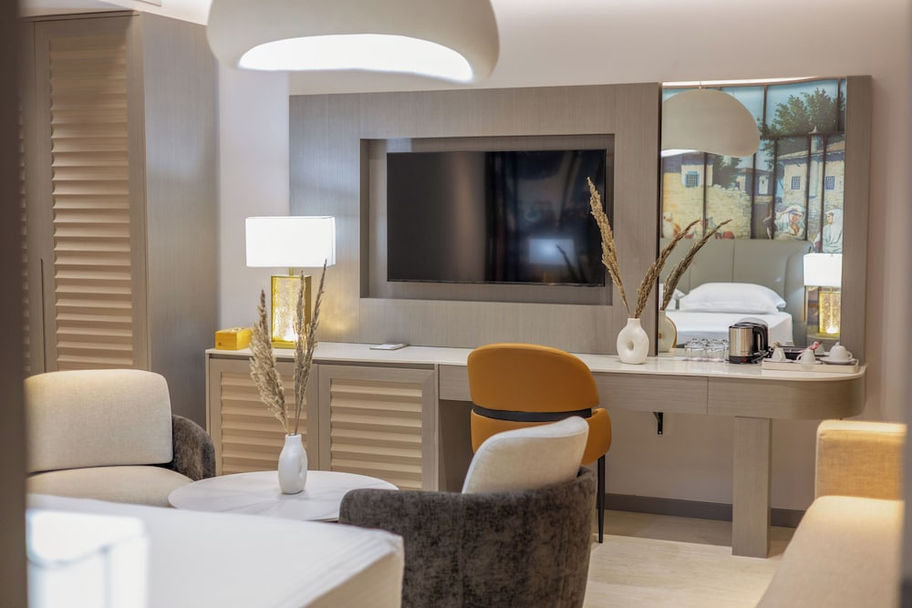 Grand Hotel Europa 43/50