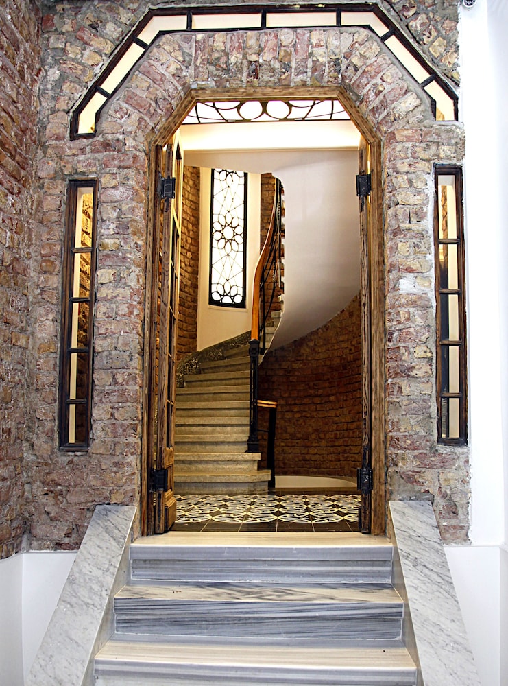 Frida Suites 35/55