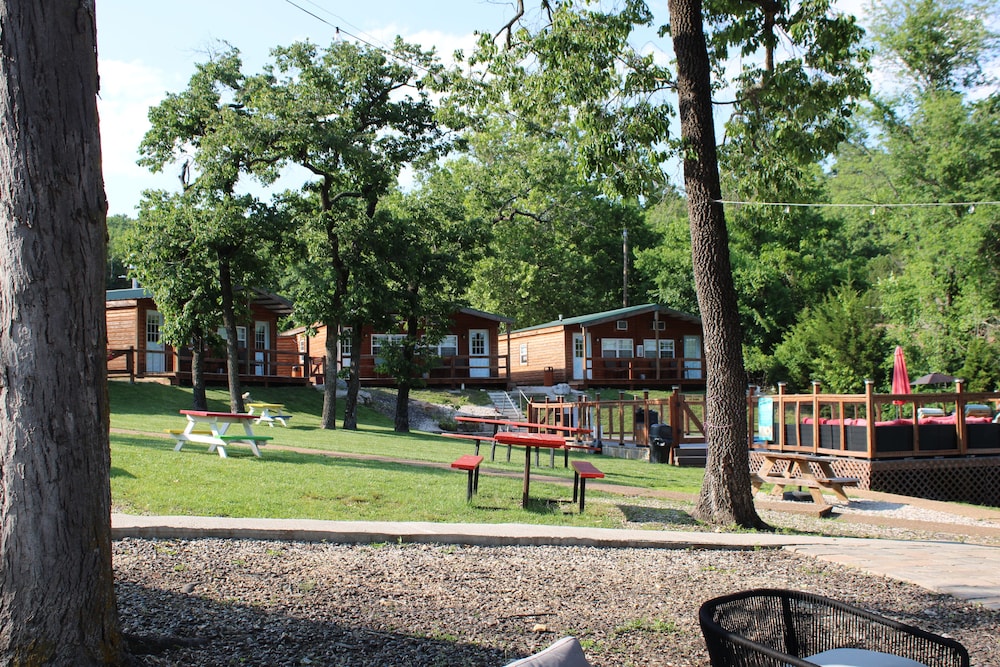 Ozark Village Resort 54/67