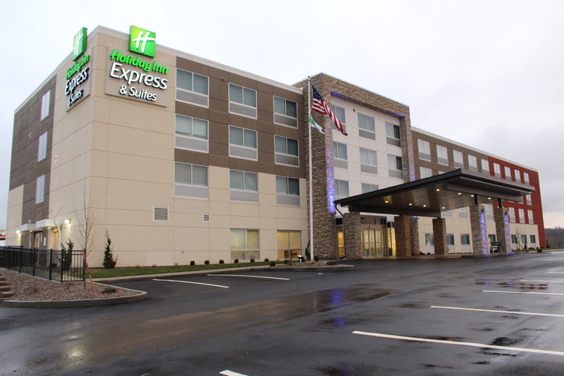 HOLIDAY INN EXPRESS & SUITES MARIETTA 35/35