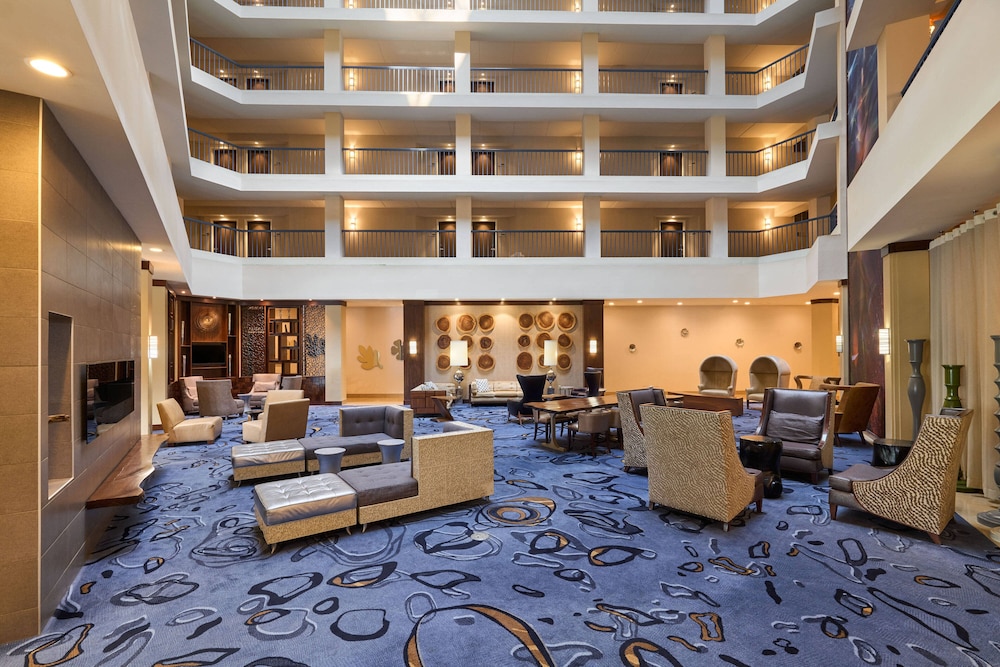 Delta Hotels by Marriott Philadelphia Airport 26/48
