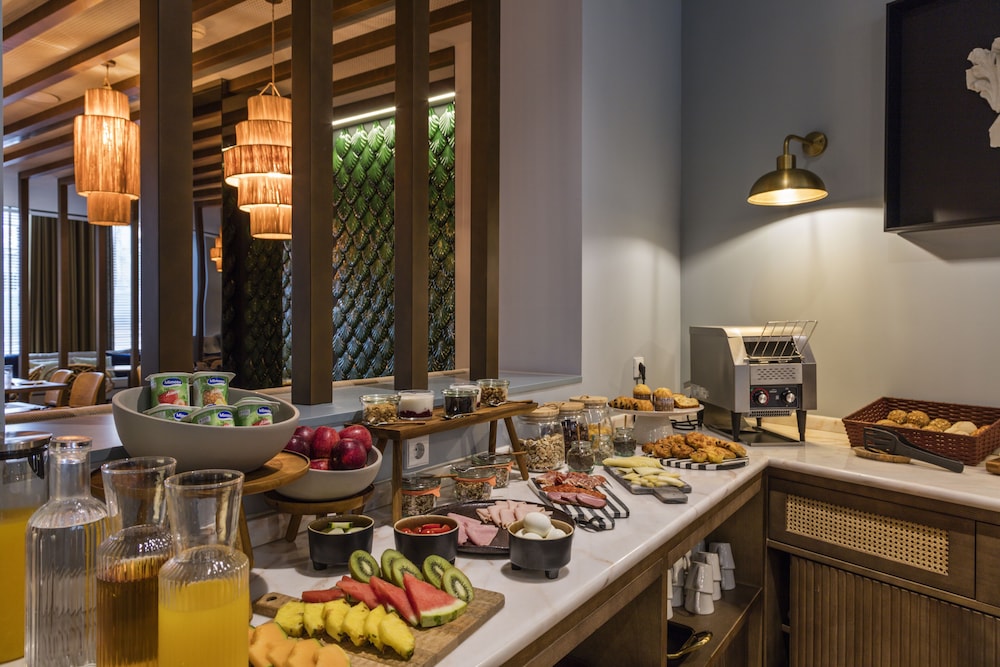 Pur Oporto Boutique Hotel by Actahotels photo2