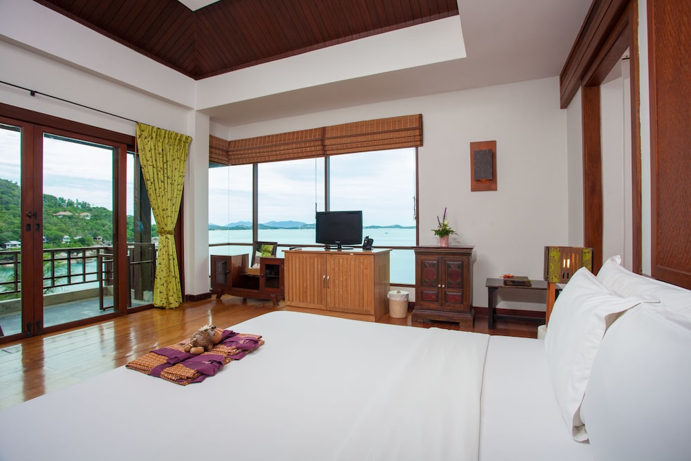 THE KALA SAMUI 18/50